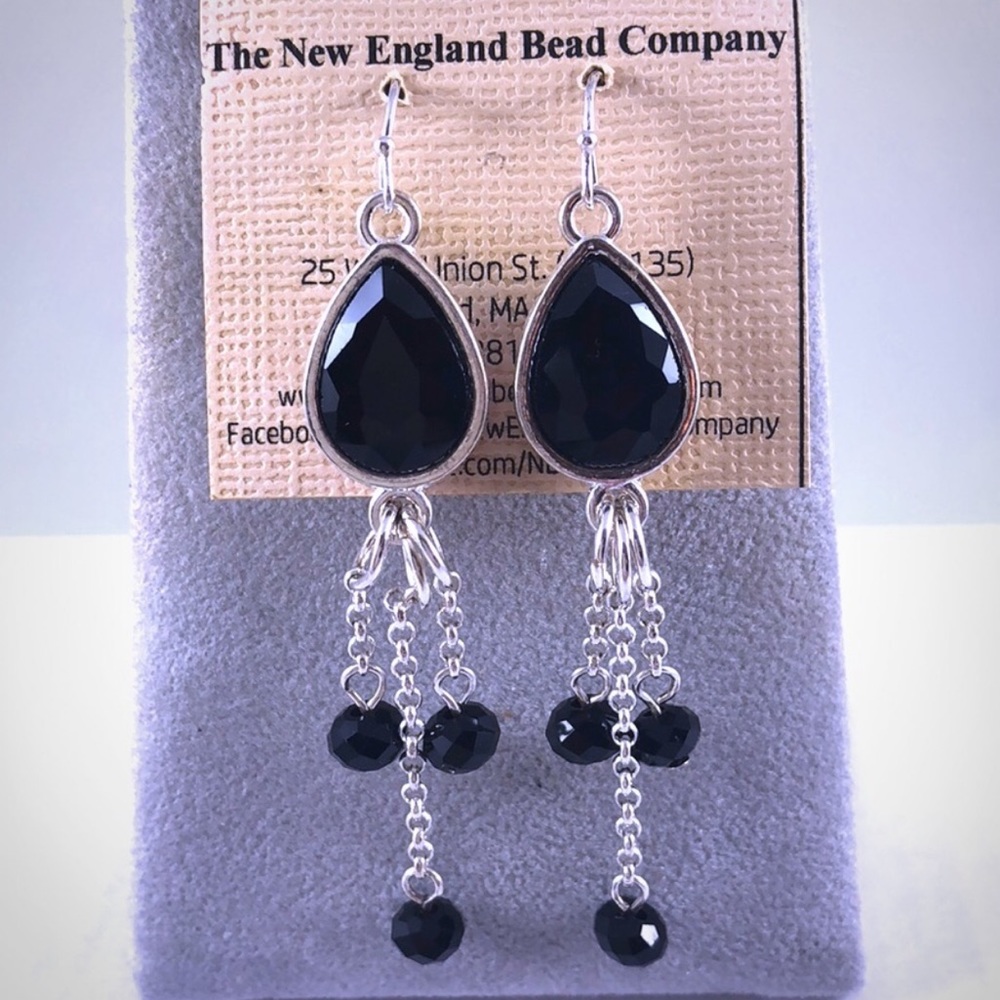 Black Faceted Pear Shape Cabochon Drop Earrings